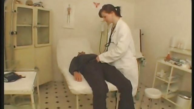Степистер теряет свою девственность с черным братом