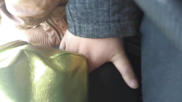 Тощий Аби Грейс трахал на кушетке