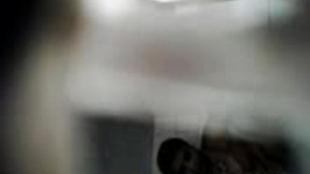 Анисса Кейт получает свой большой круп, наткнутый после масляной ногой